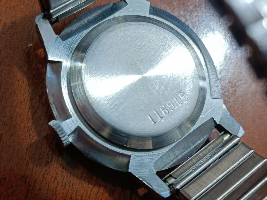 Наручные часы "Мустакиллик"