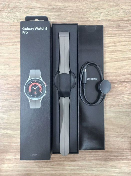 Samsung Galaxy watch 5 pro