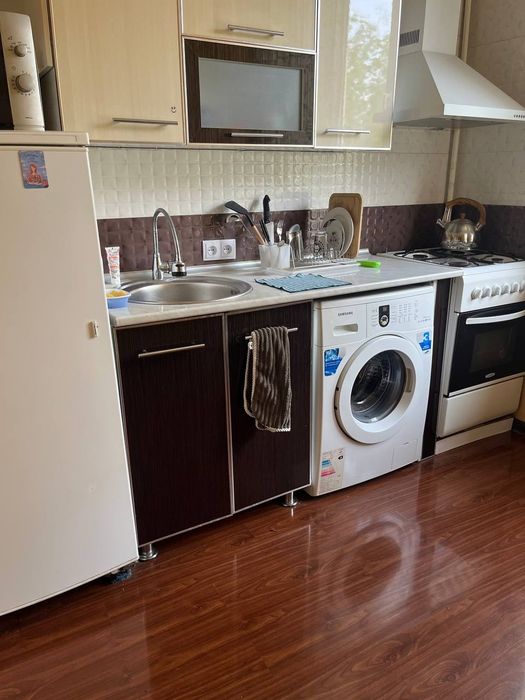 (3) Аренда срочно  1-комнатная квартира в центре города, Миробадский р