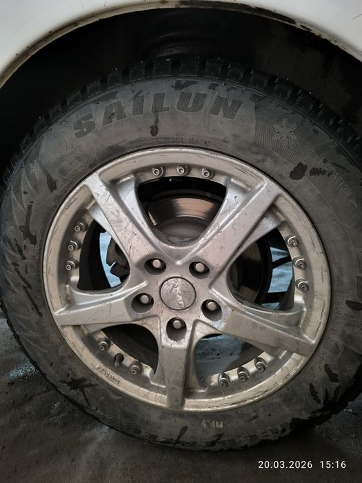 Продам диски с резиной зима