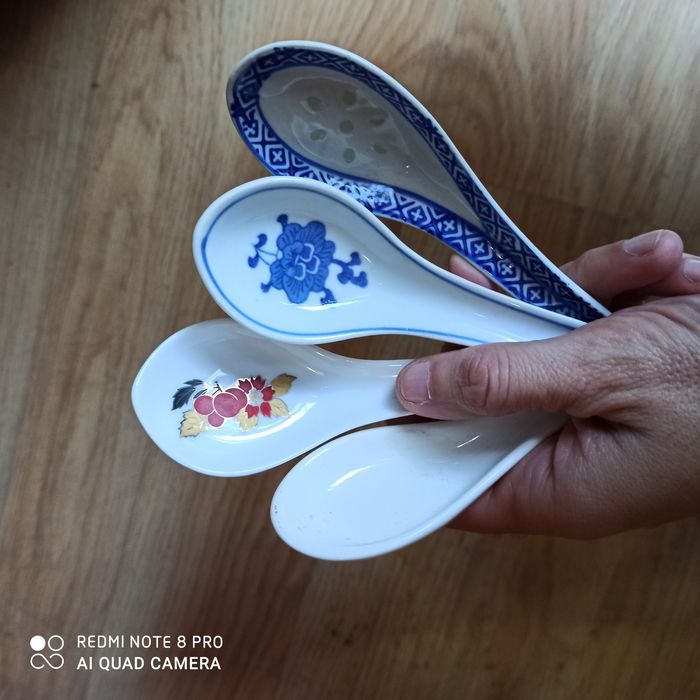 Клечки за суши,кит.хранаЧаши за саке,чадъри-4лв6,38лв