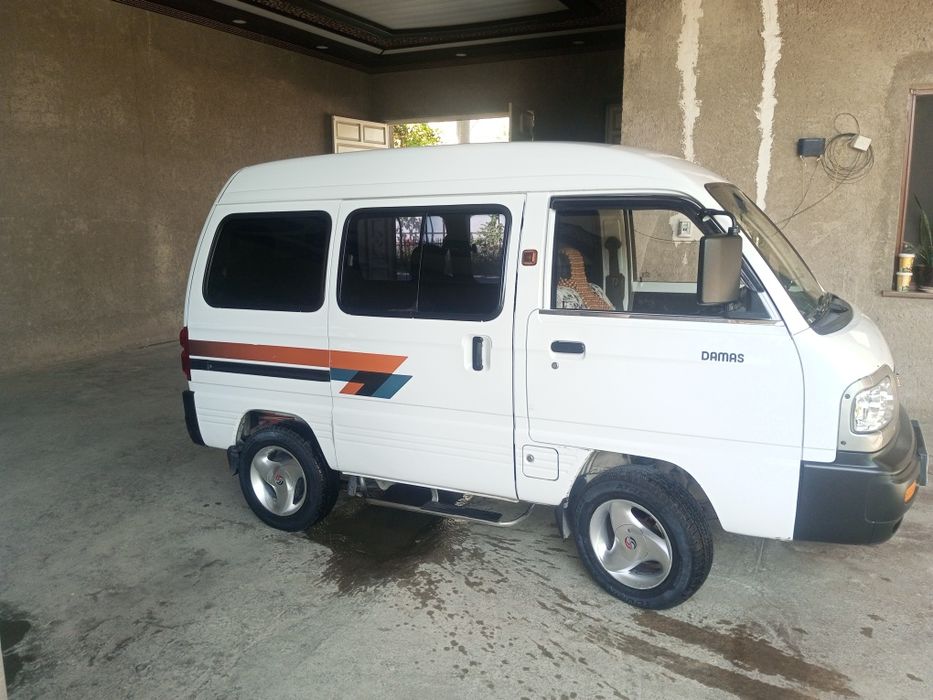 Дамас сотилади линияси билан