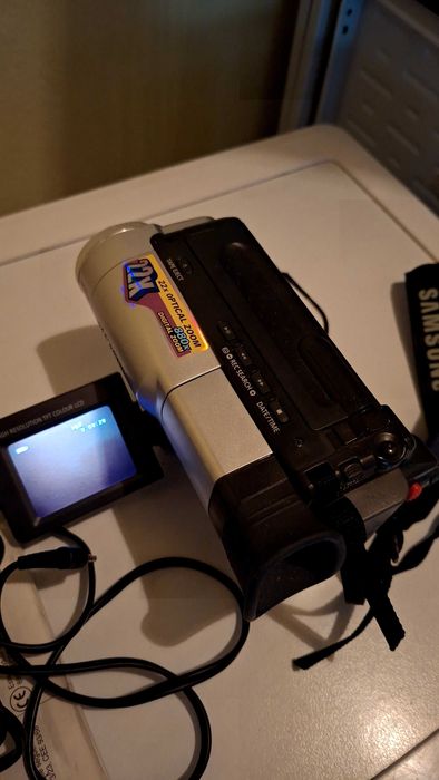 Cameră video digitala Samsung