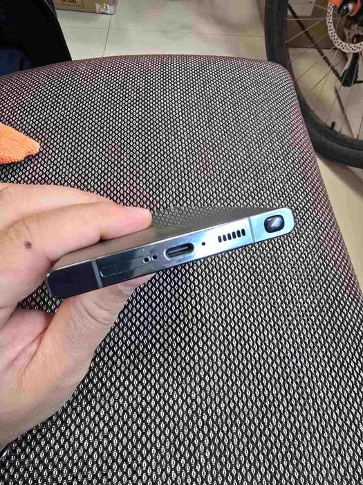 Samsung S23 Ultra 512 Green като нов