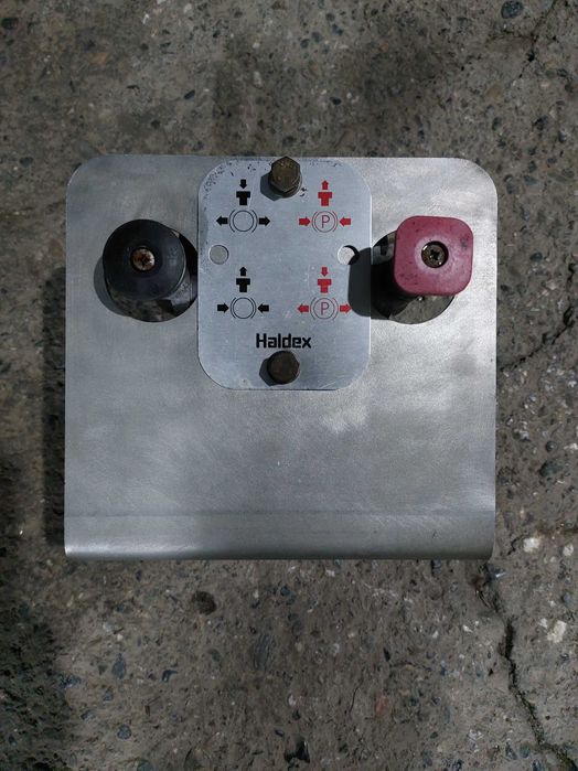 Кран прицепа Haldex  WABCO.