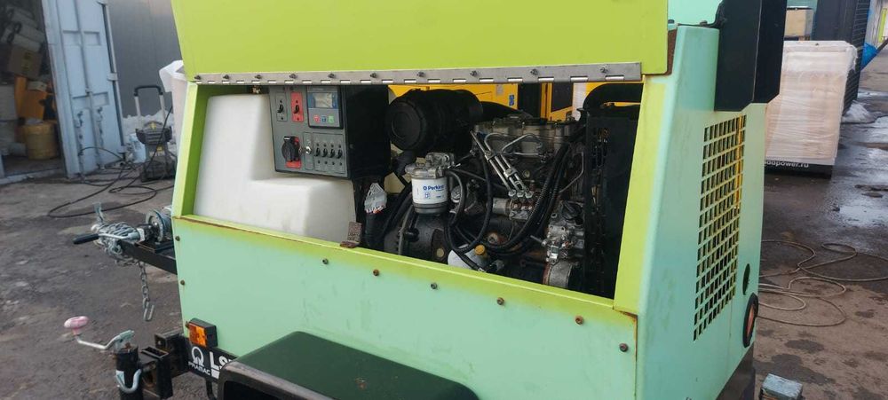 Световая мачта на двигателе Perkins