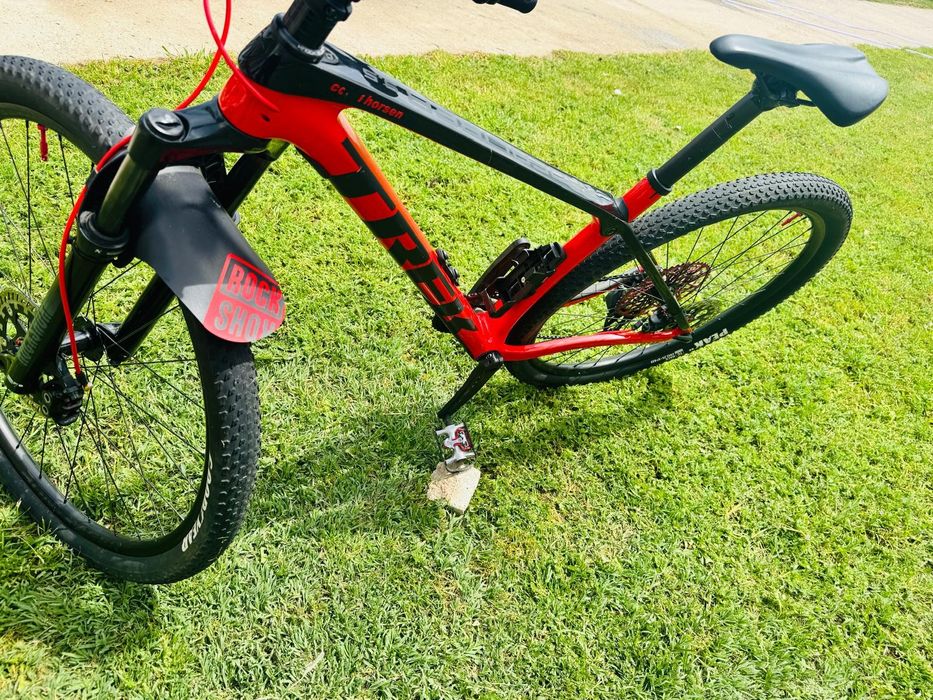 Vând biciclete mtb curier carbon
