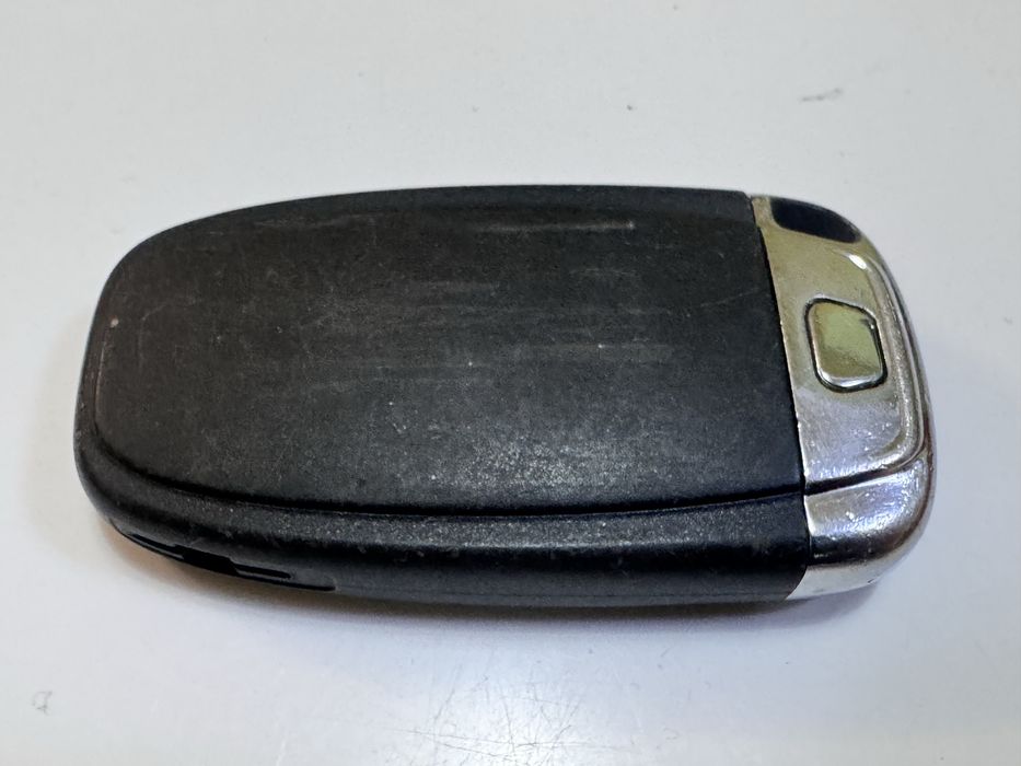 Оригинален ключ за Audi A4 A5