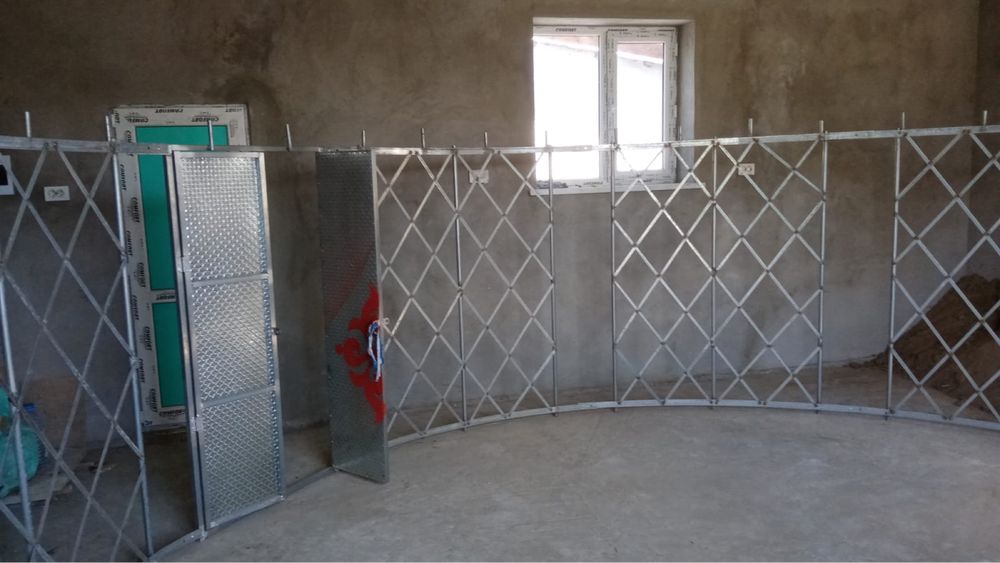 Киіз үй сатылады (Юрта продается)