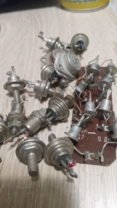 Радиодетали разные продам