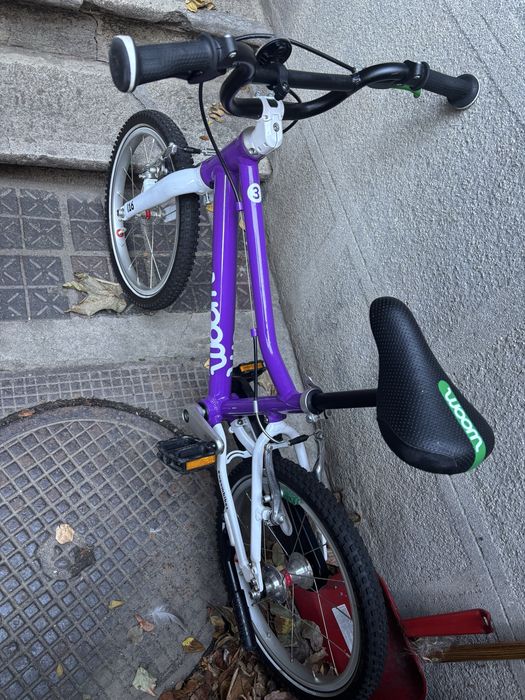 Bicicleta copii WOOM 3, mov, stare buna