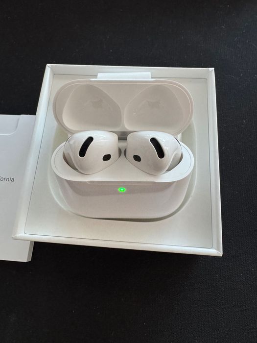 Оригинални Airpods 4 ANC