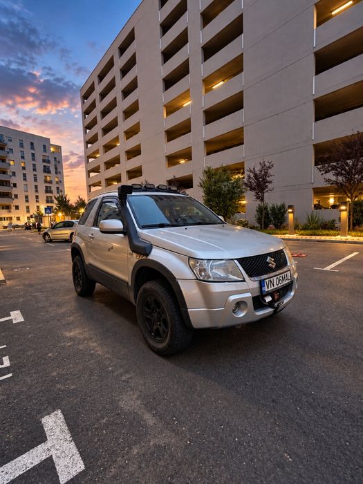 Suzuki Grand Vitara 1.9 DDiS 4x4 Reductor / Troliu / Snorkel / 2 seturi roți