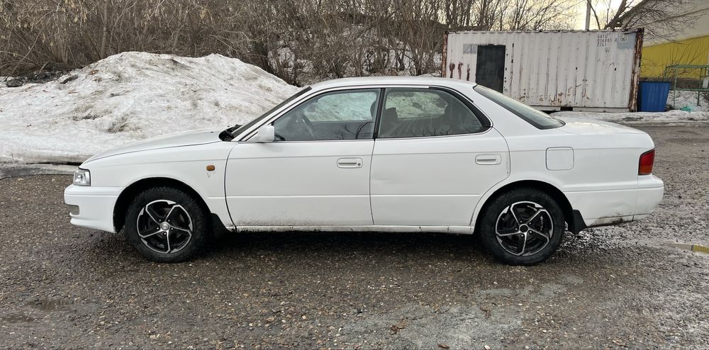 Продам атомобиль Toyota Vista SV41