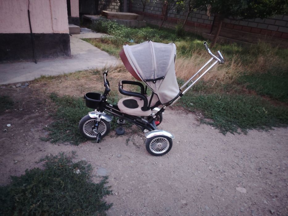 Детский трёхколёсный велосипед