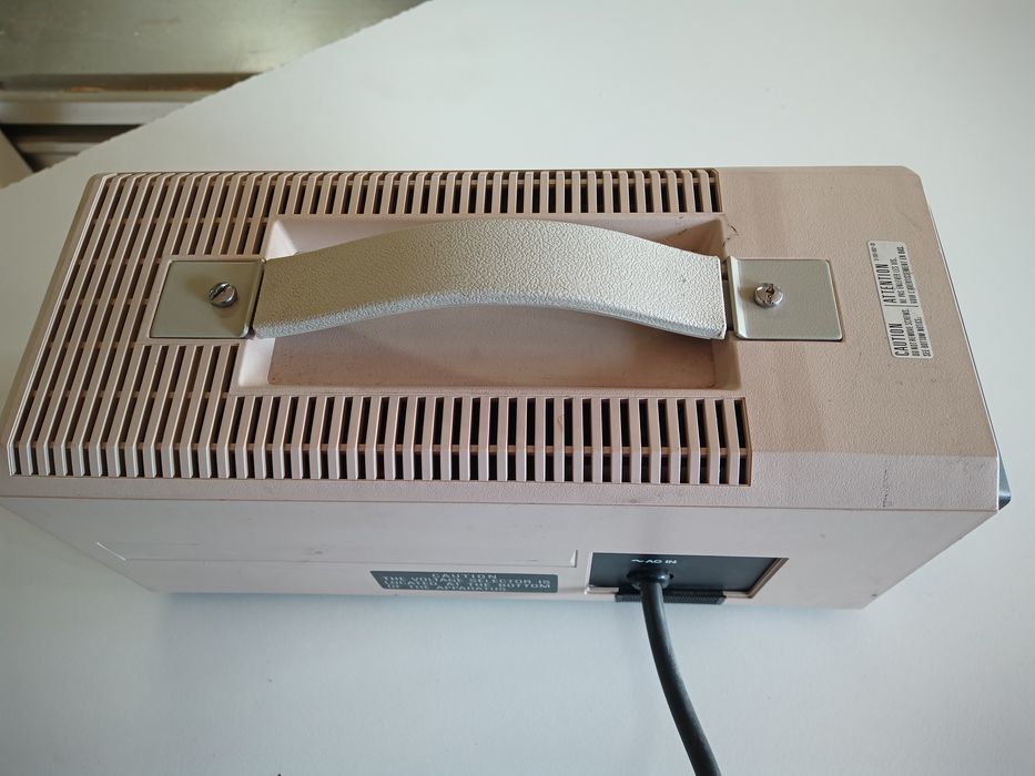 Зарядно 12V SONY BC20CE