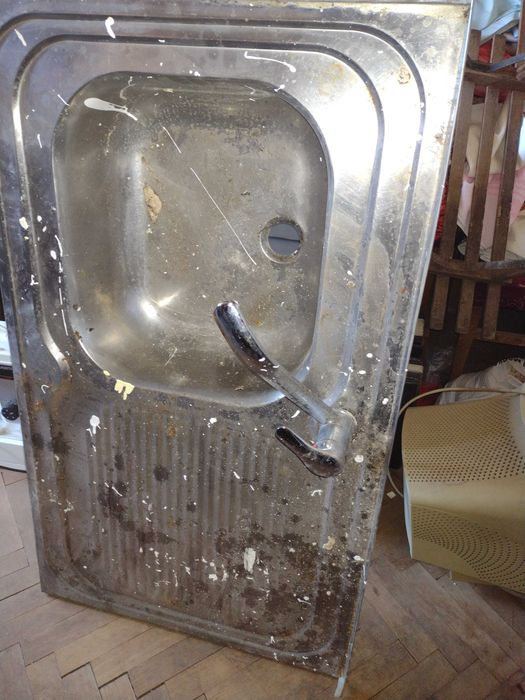 Продавам кухненски  мивки алпака - 30 лв, сушилници за чинии