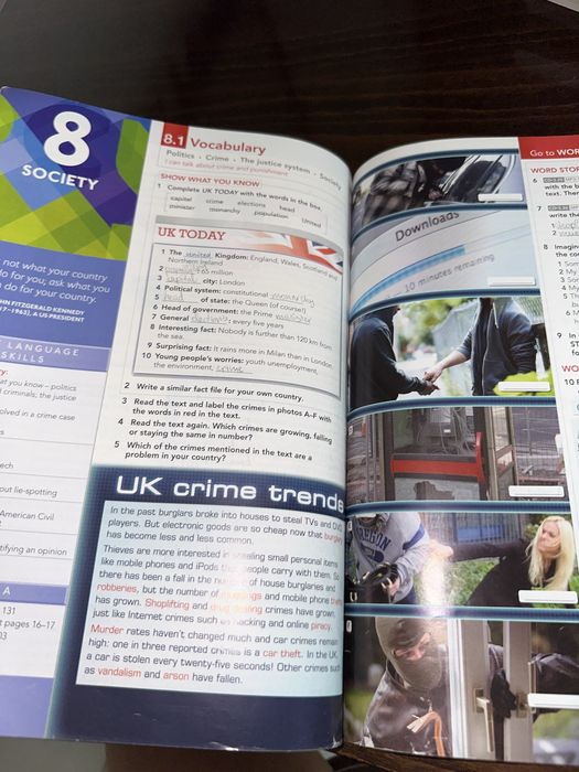 Учебник и учебна тетрадка по английски език Focus A2