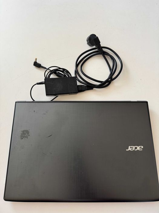 Acer Aspire E5-575G-53VG - i5 6200U, 8GB Ram, Nvidia 940MX