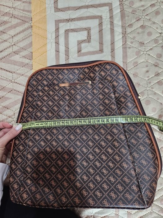 Дамска кожена раничка