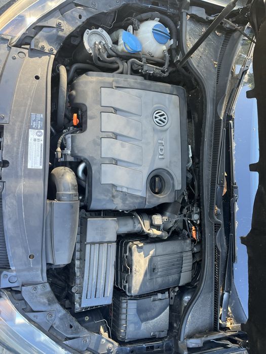 Голф 6 1.6 tdi CAY 105 коня на части