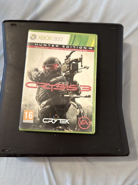 Xbox360 cu 3 jocuri