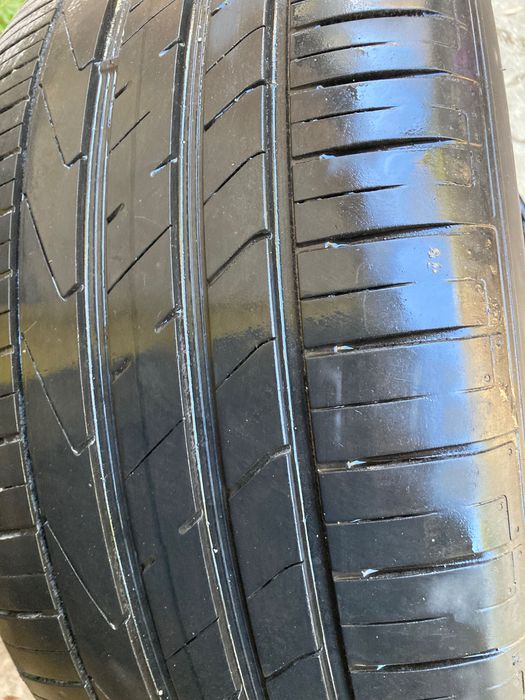 Автомобилни гуми за джип, 235/55/19 цола 2 бр. и 255/50/19 цола 2 бр.