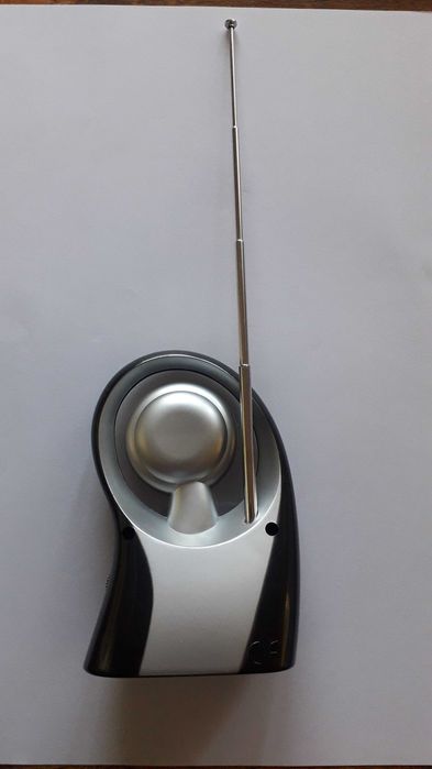 радио транзистор антикварно внос от Холандия през 2002