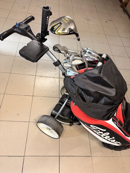 vand urgent set crose golf cu carucior electric