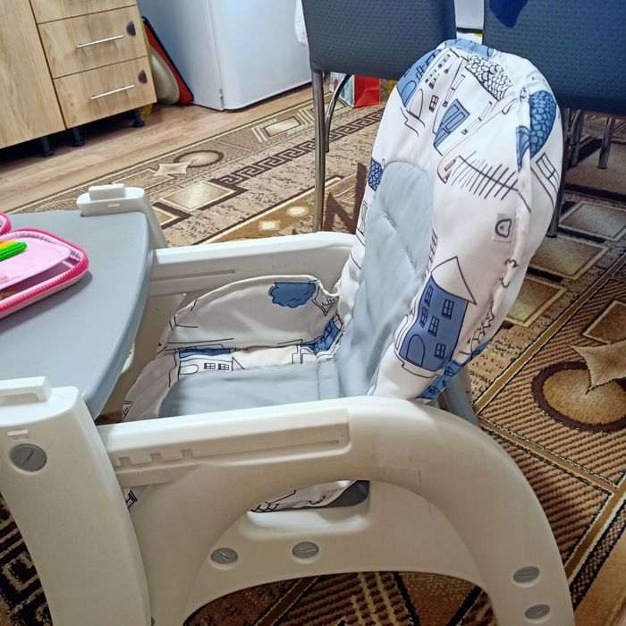 Продам стул 2 в 1 для кормления