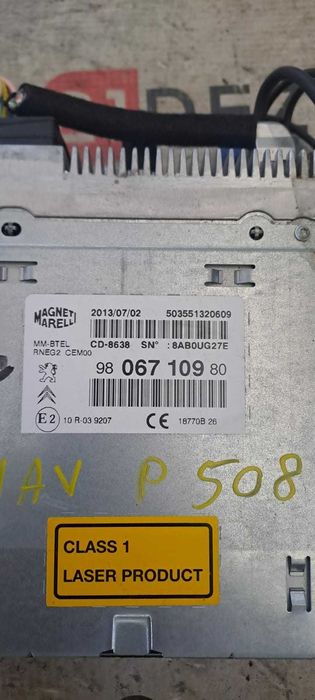 Navigatie originala Peugeot 508 cod: 9806710980 modul + display
