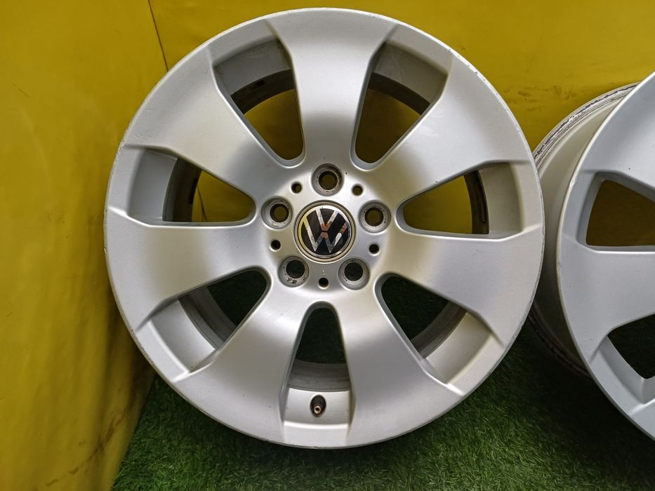 Диски R17 5x120 на Volkswagen T5.