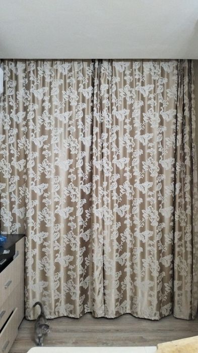 Двери хорошие 10тыс.