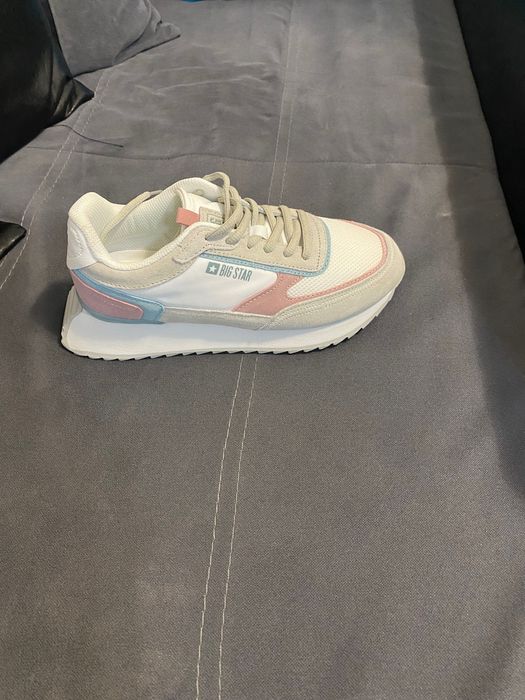 Маратонки нови дишаща материя