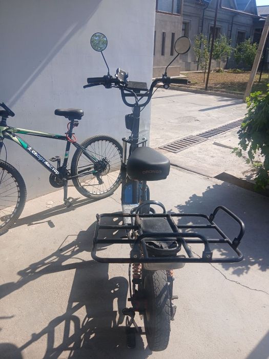 Elektro moto skuter
