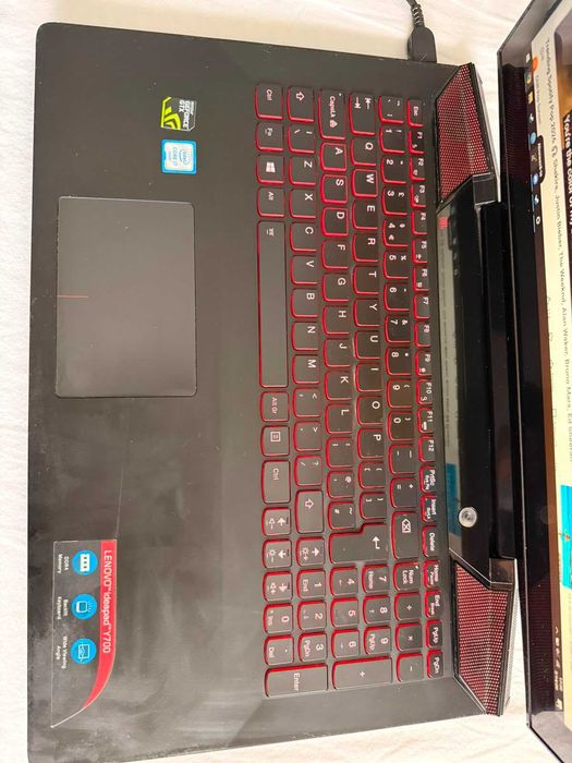 Laptop Lenovo IdeaPad Y700 - i7 / 8 GB RAM / GTX 960M