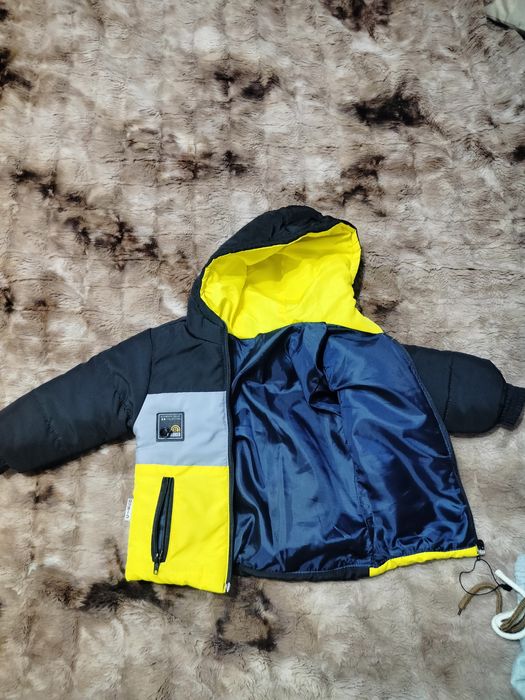 Продам осень-весна куртку