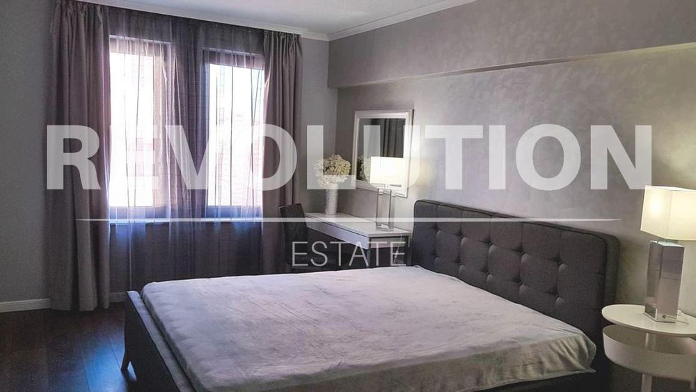 Тристаен апартамент в района на Център!