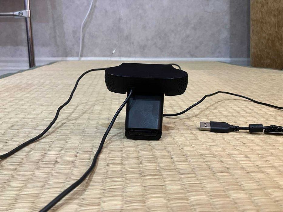 Продам Веб камеру Logitech C920 и С922