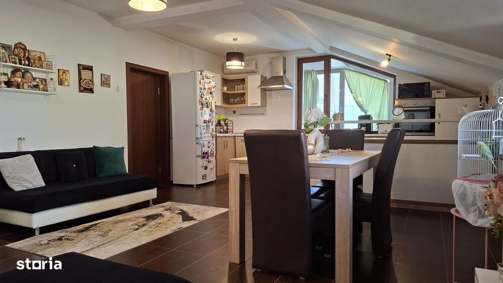 Apartament Tip Vilă | 4 Camere  | 182 mp | Curte Privată 200 mp