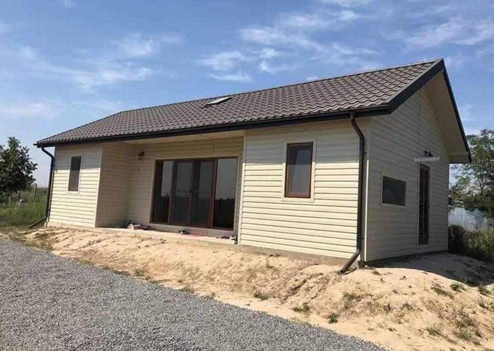 Vand case modulare cu panouri sandwich