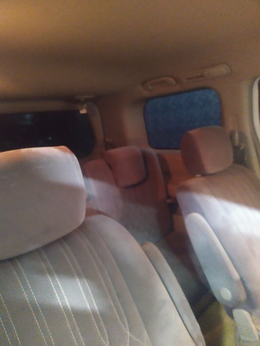 Продам Nissan QUEST