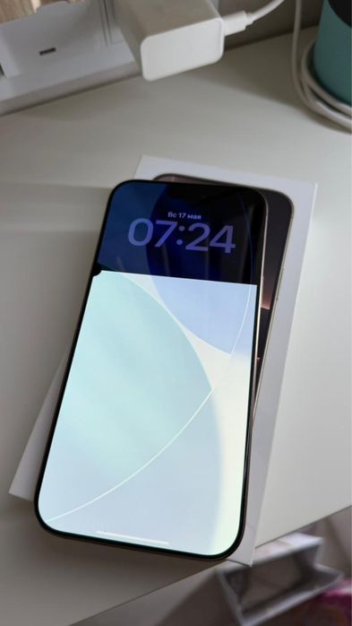 iPhone 16 про max