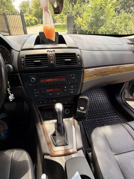 Bmw x3 foarte ingrijit