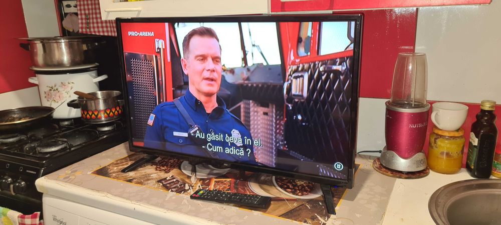 TV LED 81 cm = 250 lei
