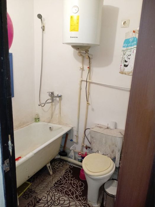 Чирчик 4 м/р 1х сотилади Нархи 22.000$ Бош толов ва паспорт бн Ипотека