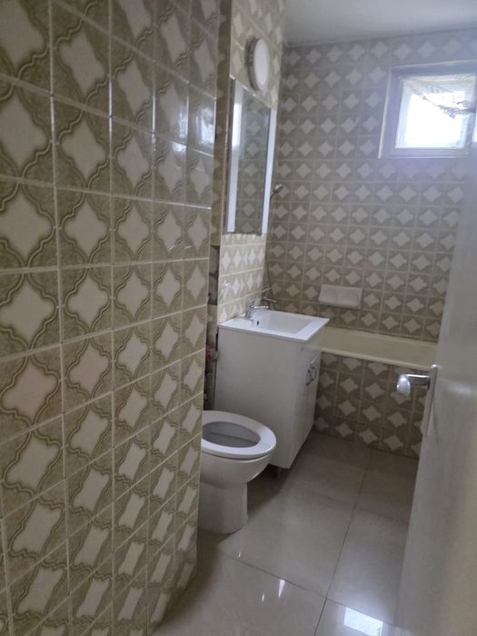 Vand apartament 2 camere