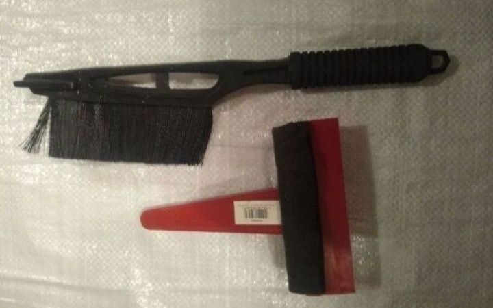Set perie zapada + racleta spalat geamuri