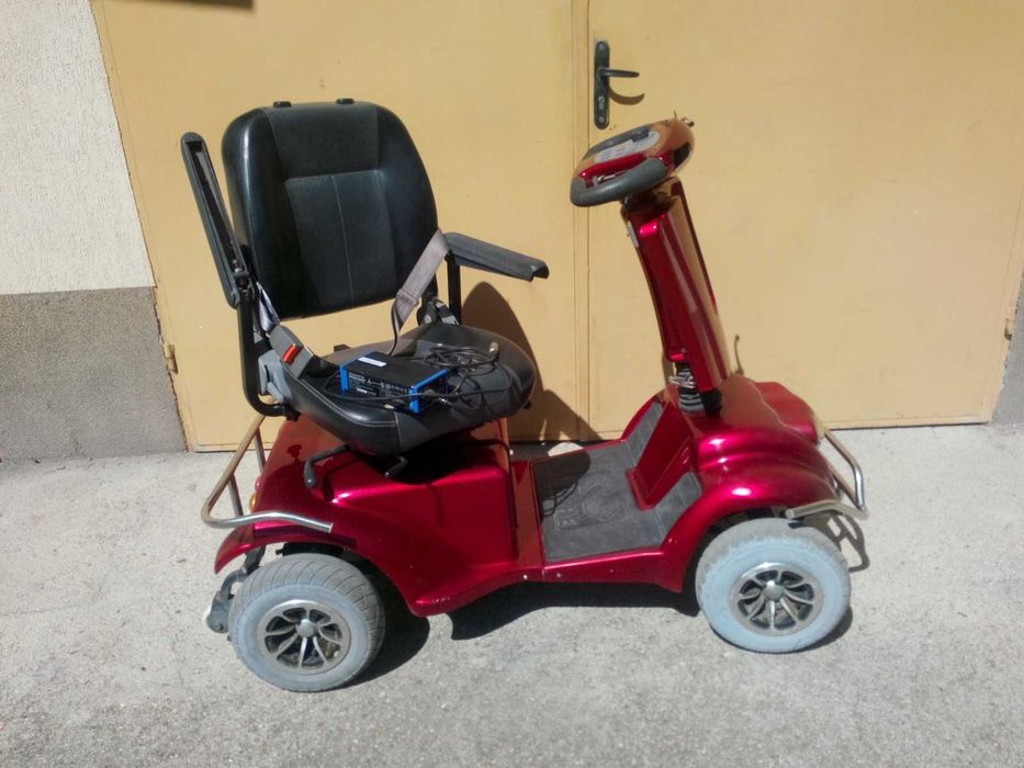 Електрическа четириколка за възрастни с мощен мотор