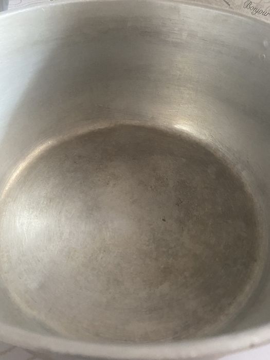 Кастрюя алюминевая